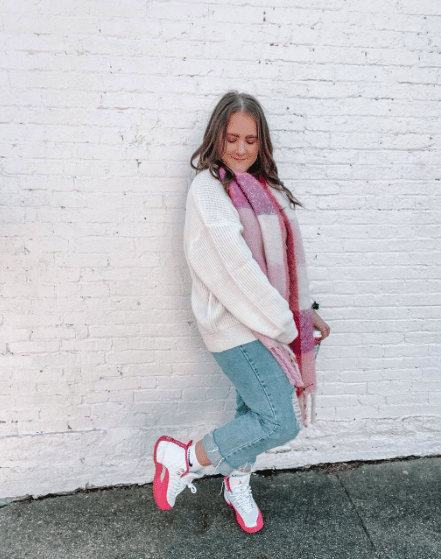 Outfits Ideas to Wear with Jordans for Girls