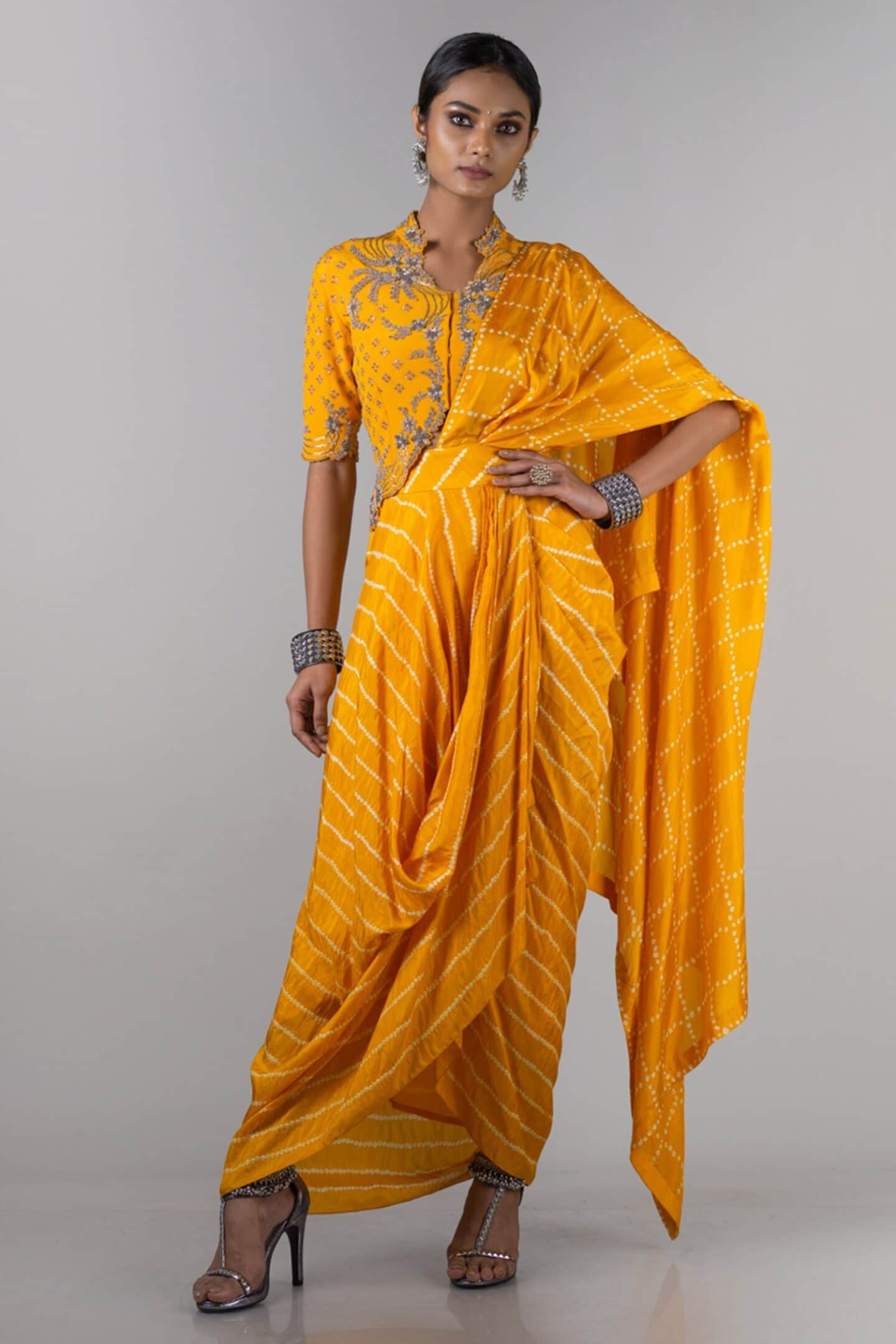 pre draped bandhani saree