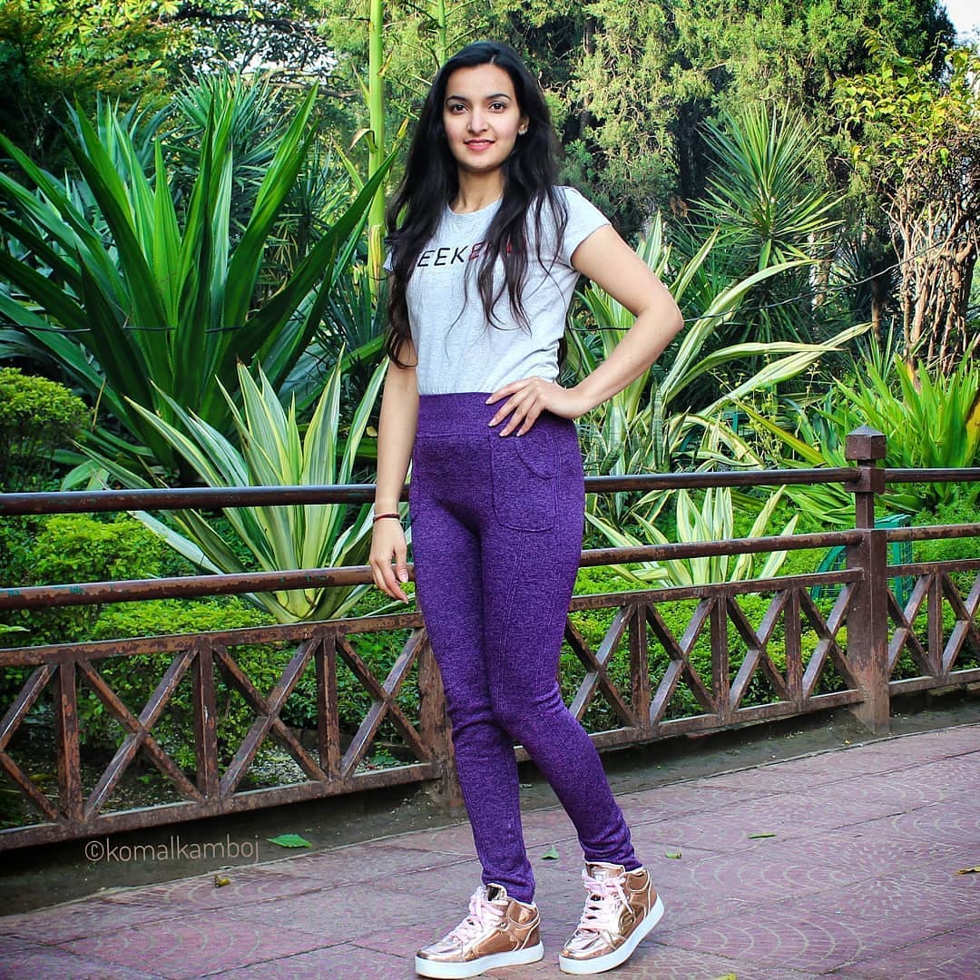 How to style purple leggings