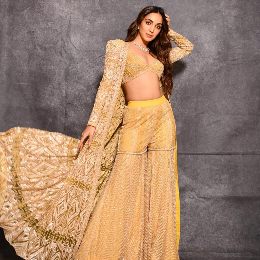 Indo western diwali outfit for women