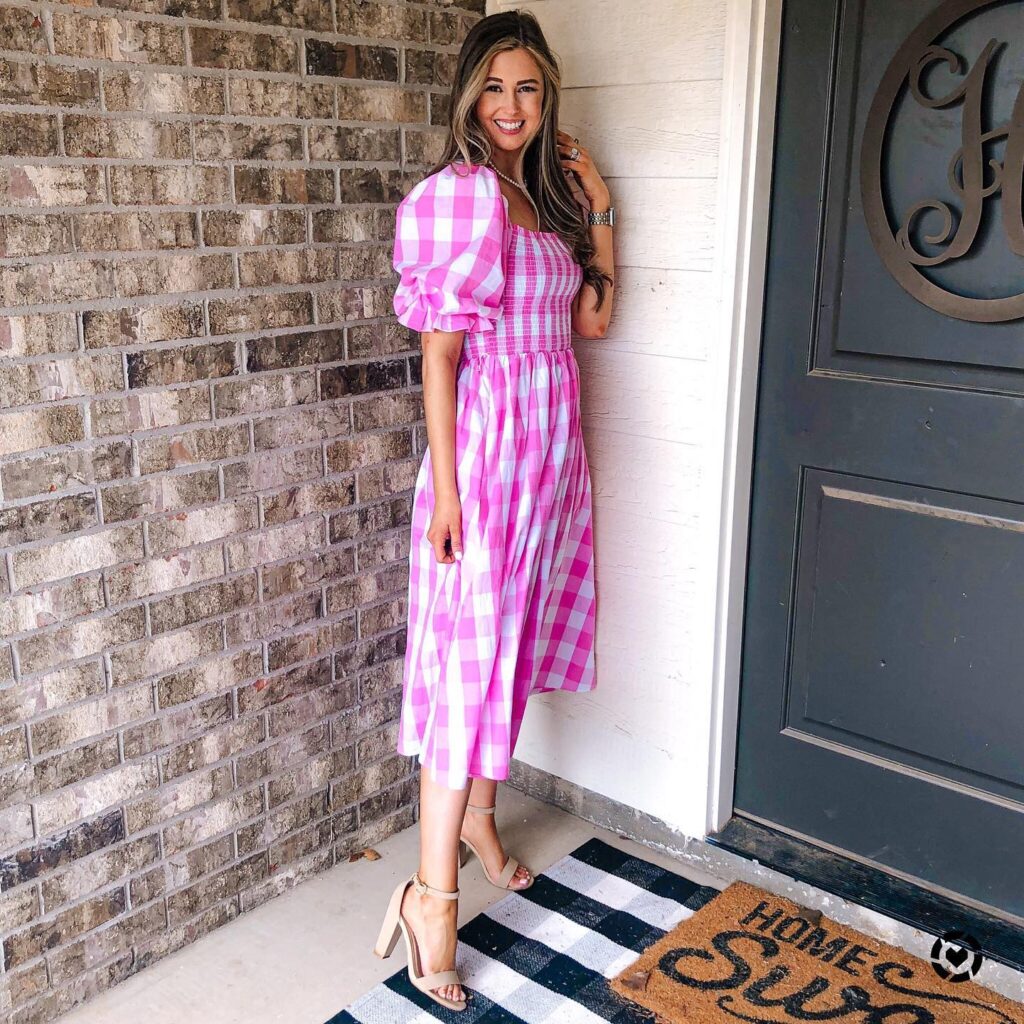 pink outfit ideas for brunch