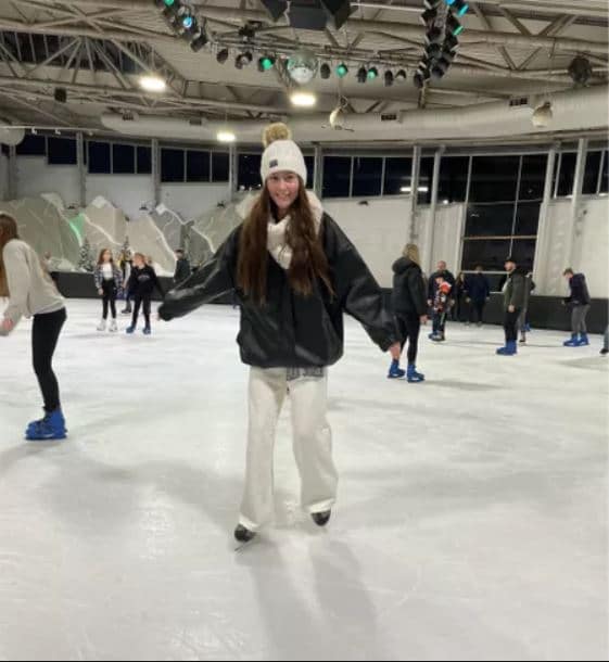 What To Wear When Ice Skating