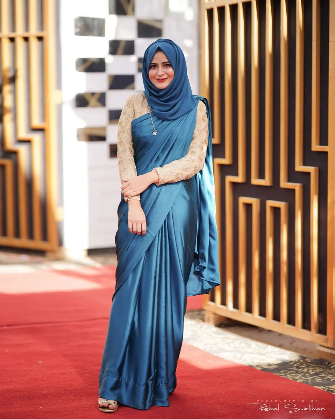 modern saree with hijab style 6