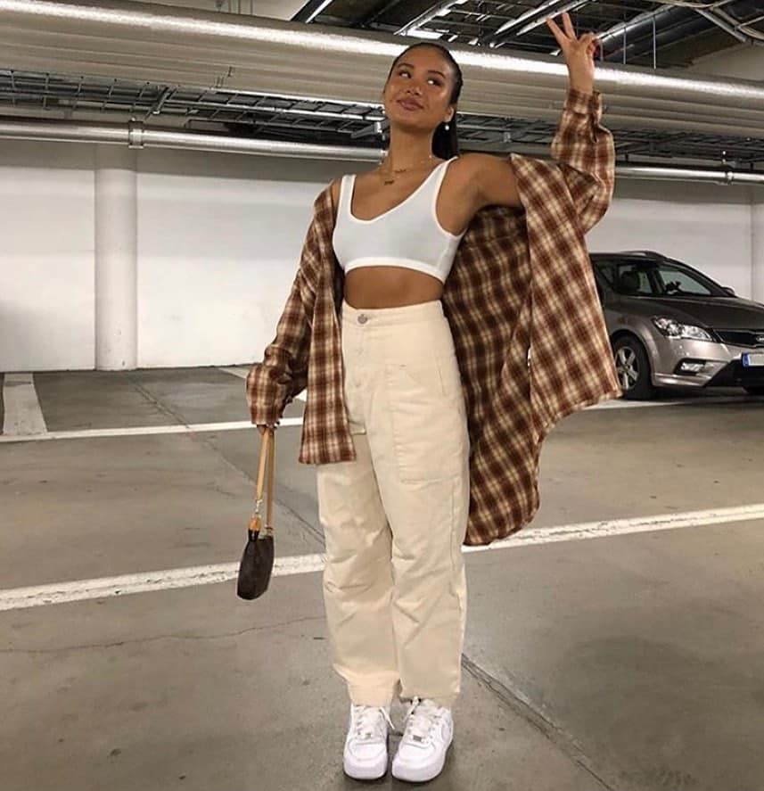 Outfit inspo with creme pants🍦 #outfitinspiration #streetwear #outfit... |  Streetwear Outfits Ideas | TikTok