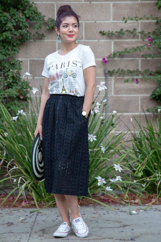 eyelet skirt outfits