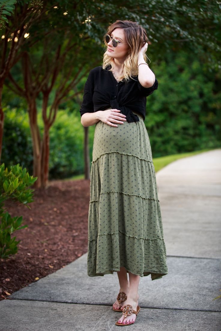 Maternity Skirt Outfit