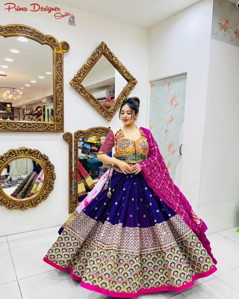 17 Beautiful Dussehra Outfits for Girls to Wear This Dussehra