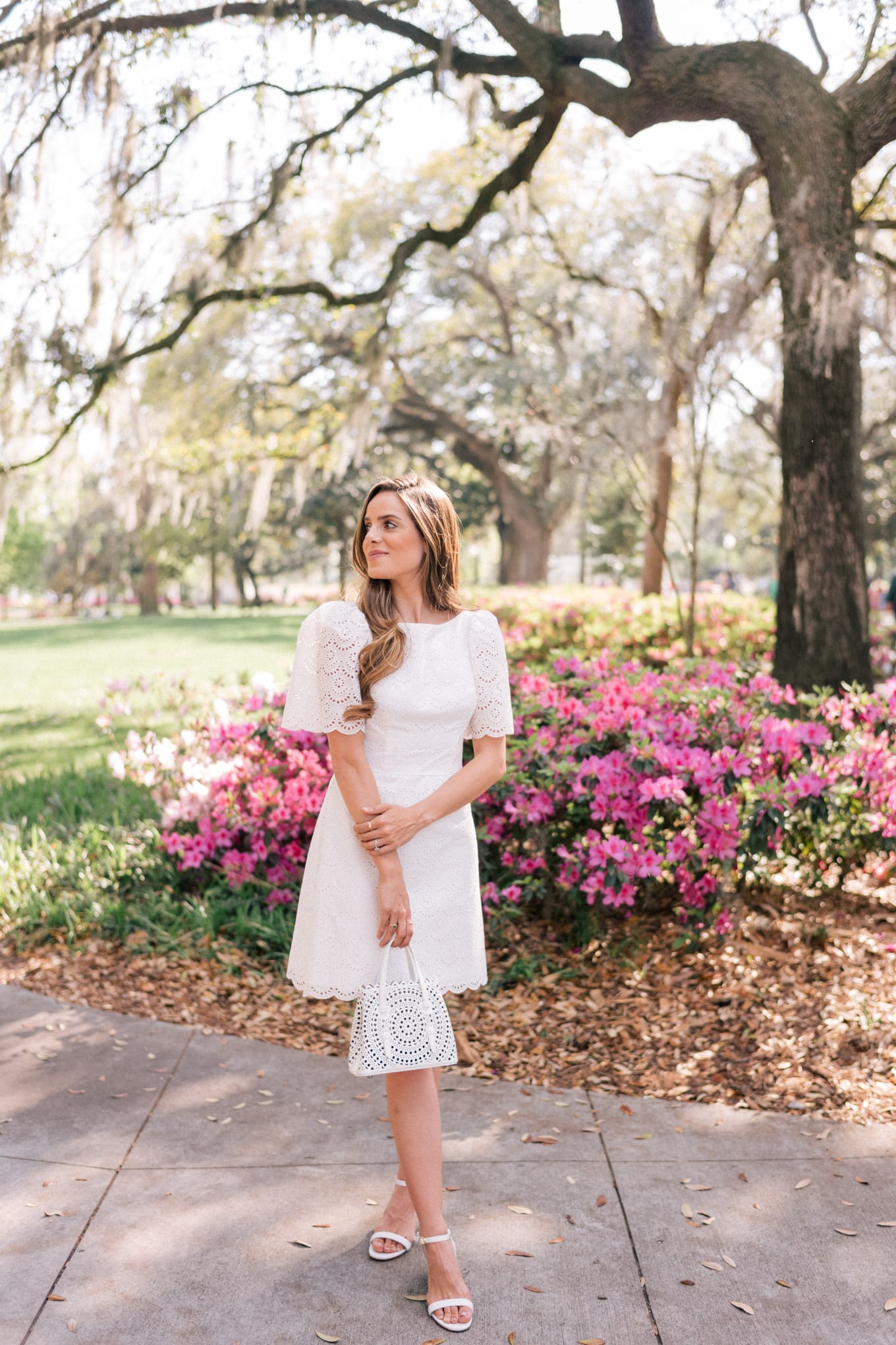 36 Chic White Eyelet Dresses And Ideas On How To Style Them