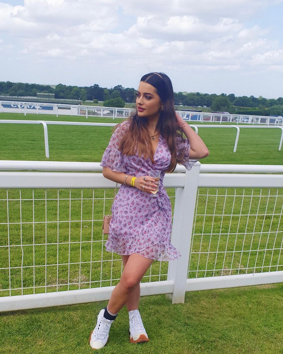 What To Wear At The Races 11