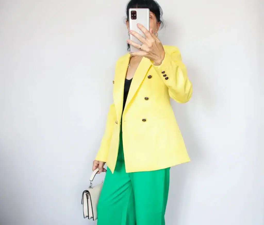 How to wear yellow blazers