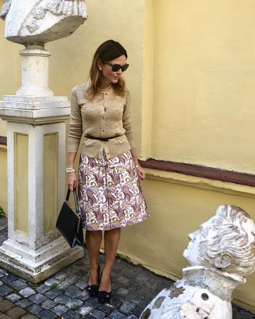 Jacquard Skirt Outfits - 20 Ways To Style Them