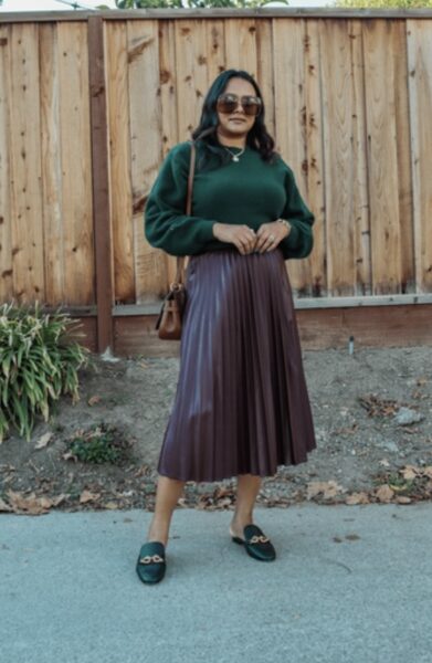 Flared Skirt Outfits – 20 Ways To Style Them