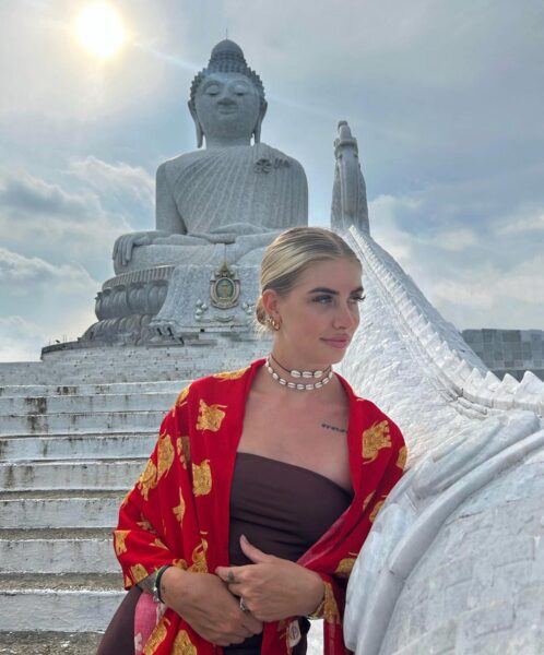 What To Wear In Thailand? 22 Outfit Ideas and Packing List