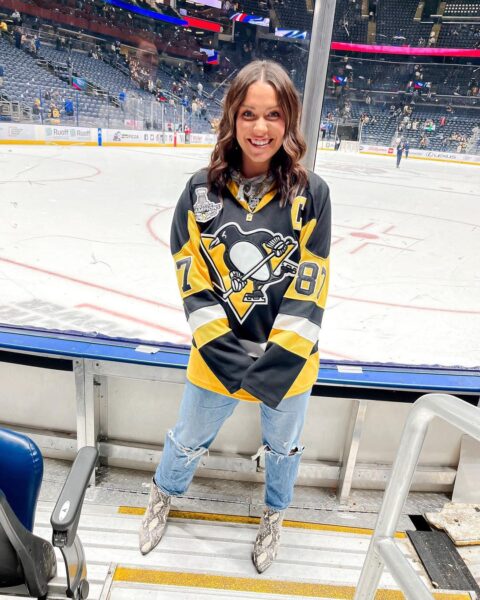 Hockey Game Outfits What To Wear To A Hockey Game