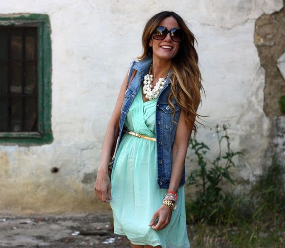 How To Style A Denim Vest For Women? 20 Outfit Ideas