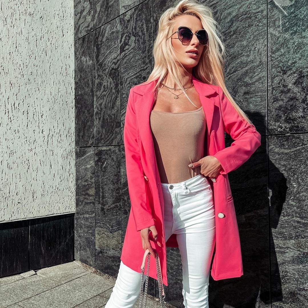 20 Stylish Pink Jacket Outfits You Need to Try