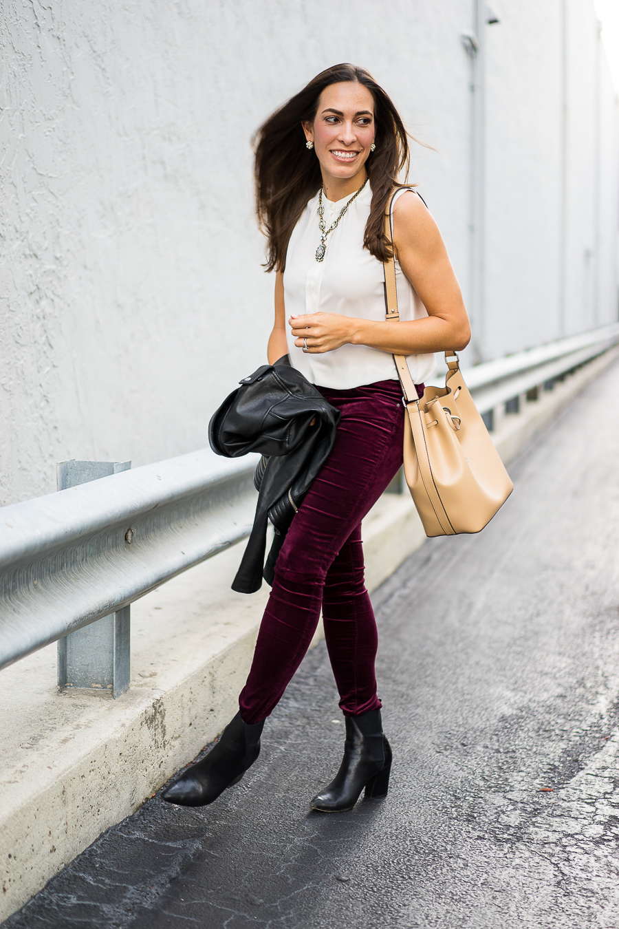 How To Wear Velvet Leggings? 32 Outfit Ideas