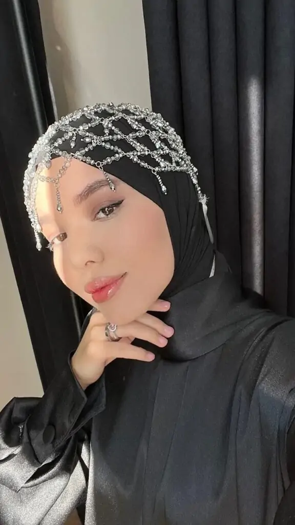 Hijab accessories tutorial